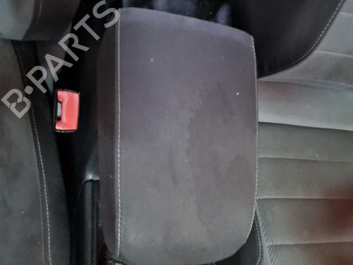 Used Armrest / Center console Armrest / Center console 38302261 38302261