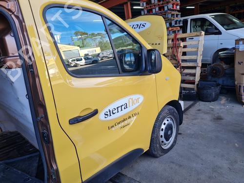 Used Right front door RENAULT TRAFIC III Van (FG_) [2014-2025]  29722753