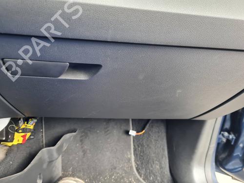 Used Glove box SEAT LEON (5F1) 2.0 TDI (150 hp) 21642064