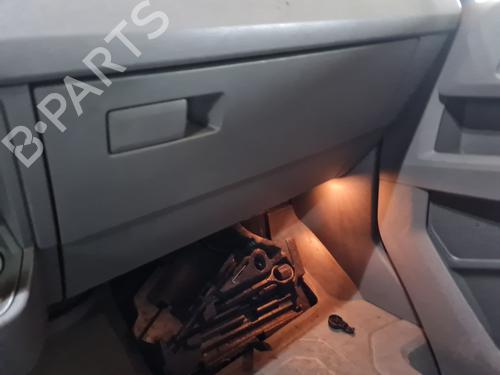 Used Glove box VW CRAFTER Van (SY_, SX_) [2016-2026]  32684087