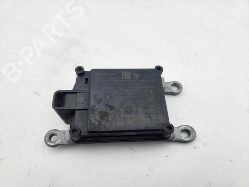 Used Electronic module NISSAN QASHQAI II (J11, J11_) [2013-2025]  31020362