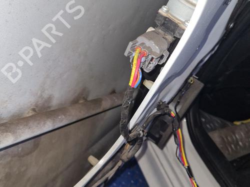 Rudehejsemekanisme venstre bagtil Rudehejsemekanisme venstre bagtil MITSUBISHI LANCER VIII Sportback (CX_A) 2.0 DI-D (CX8A) (140 hp) 33885848 33885848