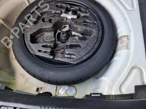 Used Jack Kit AUDI A3 (8P1) 2.0 TDI 16V (140 hp) 23860419