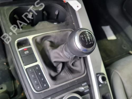 shift-knob-audi-a4-b9-avant-8w5-8wd-2015-31716447 main image