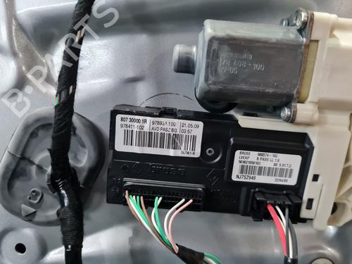 Used Front right window mechanism RENAULT LAGUNA III (BT0/1) 2.0 16V (BT05, BT0F, BT0W) (140 hp) 29022351