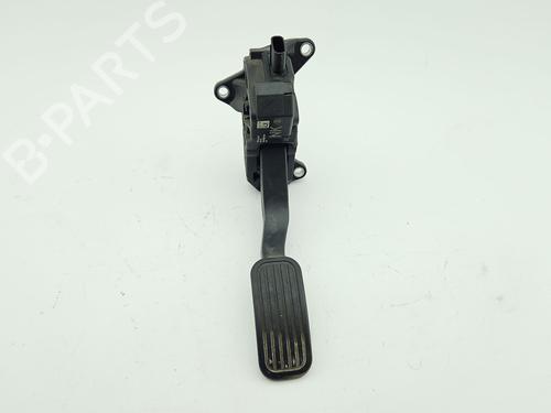 Used Pedal Pedal TOYOTA COROLLA Saloon (_E21_) 1.8 VVTi Hybrid (ZWE211) (122 hp) 39950273 39950273