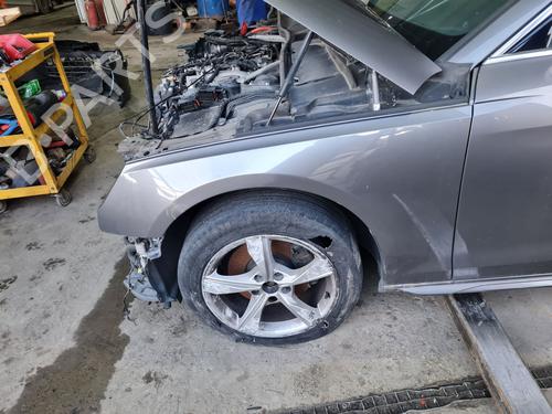 left-front-fenders-audi-a4-b9-avant-8w5-8wd-2015-31589871 main image