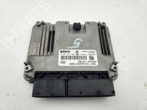 Used Engine control unit (ECU) Engine control unit (ECU) KIA SPORTAGE II (JE_, KM_) [2004-2011] 32679733 32679733