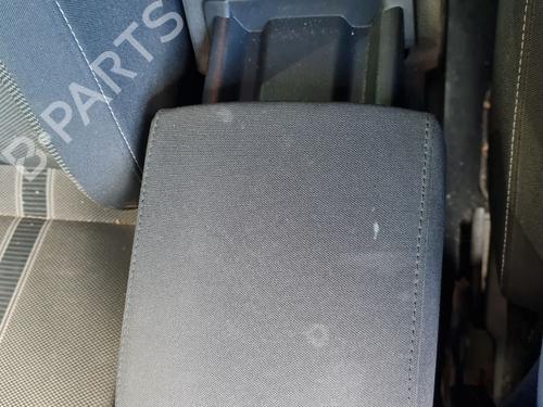 Used Middle console Middle console VW T-ROC (A11, D11) 2.0 TDI (150 hp) 26697342 26697342