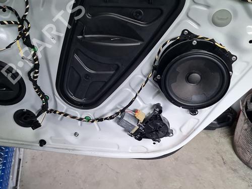rear-right-window-mechanism-vw-touran-5t1-2015-34723519 main image