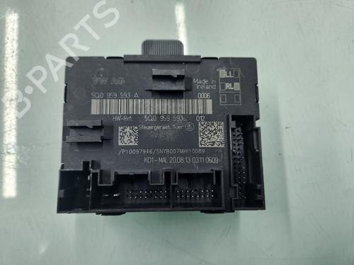Used Electronic module VW GOLF VII (5G1, BQ1, BE1, BE2) 2.0 GTI (230 hp) 25248293