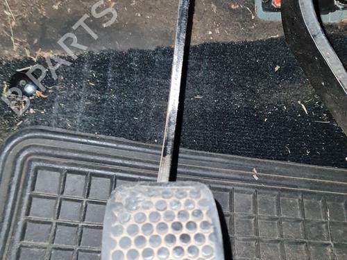 Used Clutch pedal Clutch pedal 37440932 37440932