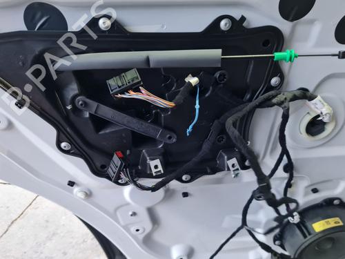 rear-left-window-mechanism-jaguar-f-pace-x761-2015-31573610 main image