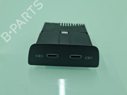 Used Electronic module Electronic module VW GOLF VIII (CD1, DA1) 2.0 TDI (116 hp) 21642214 21642214