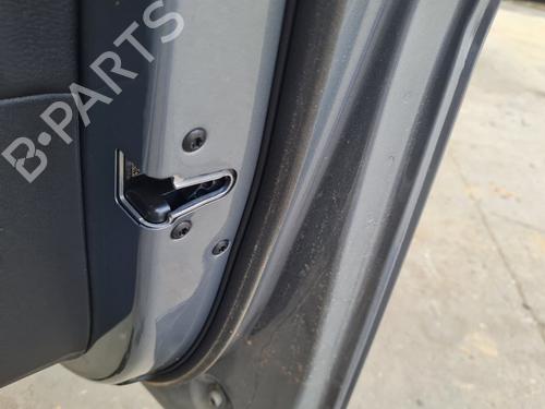 front-right-lock-bmw-2-gran-coupe-f44-2019-29716130 main image