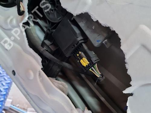 Used Front right window mechanism Front right window mechanism CITROËN BERLINGO (ER_, EC_) 1.5 BlueHDi 100 (102 hp) 37792522 37792522
