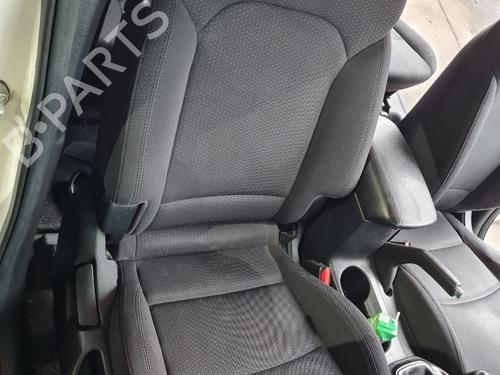 Used Right front seat KIA CARENS IV 1.6 GDi (135 hp) 28355578