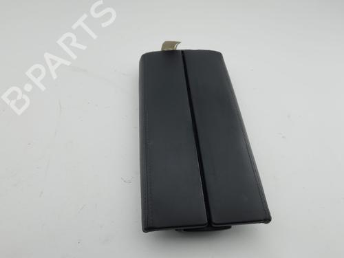 Used Armrest / Center console Armrest / Center console 29298501 29298501