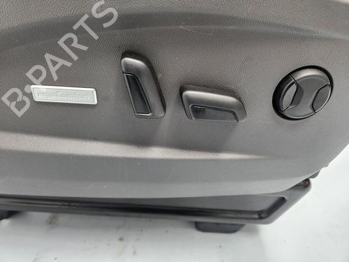 Right front seat VW MULTIVAN T7 (STM, STN) 1.4 eHybrid | BP31840983C16  - Image 8