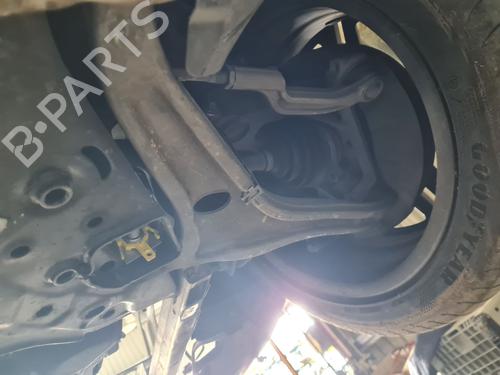 Højre fortil bærearm Højre fortil bærearm MERCEDES-BENZ CLA (C118) CLA 200 (118.387) (163 hp) 33942286 33942286