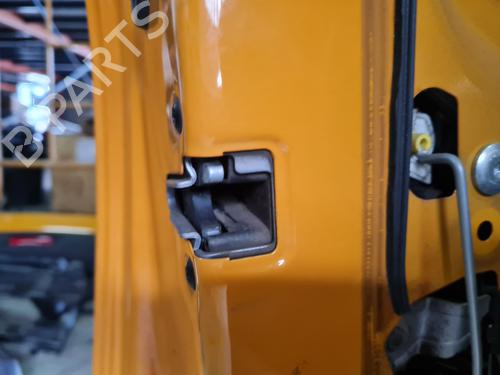 Used Front left lock MINI MINI (F55) One D (95 hp) 32684173