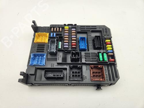 Used Fuse box Fuse box DS DS 7 Crossback (J4_, JR_, JC_) 2.0 BlueHDi 180 (JJEHZR) (177 hp) 29436020 29436020