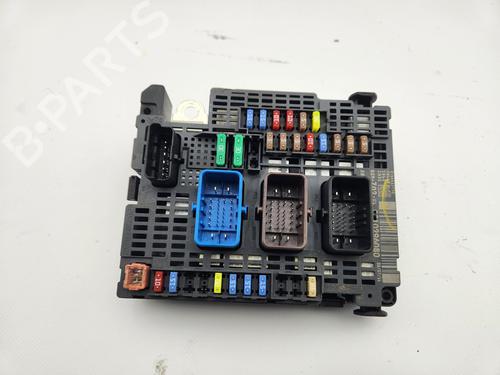 Used Fuse box Fuse box PEUGEOT 308 SW II (LC_, LJ_, LR_, LX_, L4_) [2014-2021] 34401594 34401594