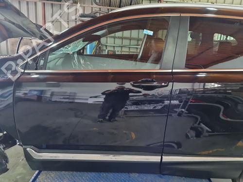 Used Left front door Left front door HONDA CR-V V (RW_, RT_) 2.0 e-CVT Hybrid (RT5) (215 hp) 39714653 39714653