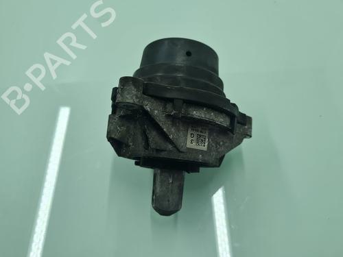 Used Engine mount BMW 4 Coupe (F32, F82) 435 d xDrive (313 hp) 21640197