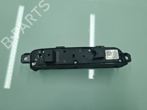 Switch BMW X4 (F26) xDrive 20 d | BP21638591I30 
