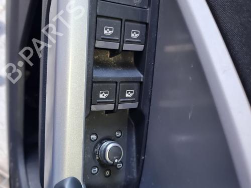 Used Left front window switch Left front window switch AUDI Q3 Sportback (F3N) 35 TDI (150 hp) 26697402 26697402