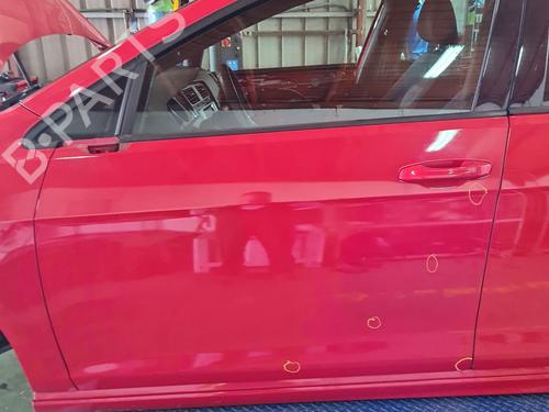 Used Left front door Left front door 38303985 38303985