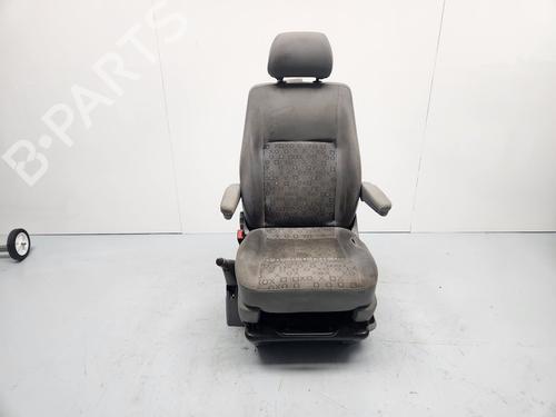 Used Left front seat VW TRANSPORTER T5 Bus (7HB, 7HJ, 7EB, 7EJ) [2003-2016]  32348797