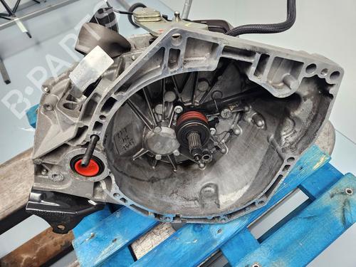 manual-gearbox-renault-captur-i-j5_-h5_-tl4094-2013-21659139 main image