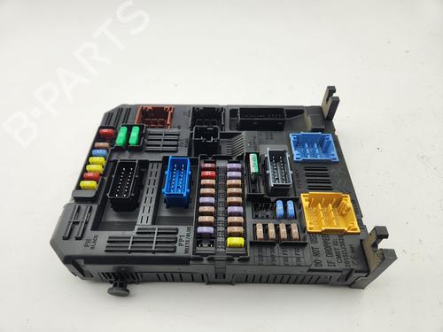 Used Fuse box Fuse box CITROËN BERLINGO (ER_, EC_) 1.5 BlueHDi 100 (102 hp) 32528269 32528269