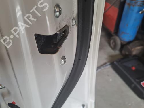 front-right-lock-chevrolet-captiva-c100-c140-2006-34139026 main image