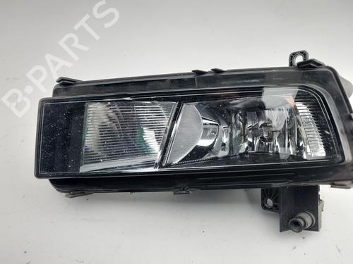 left-front-fog-light-vw-touran-5t1-2015-35725245 main image
