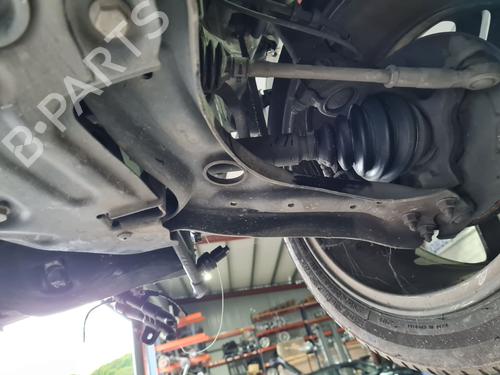 Used Right front suspension arm VW POLO V (6R1, 6C1) [2009-2022]  28421517