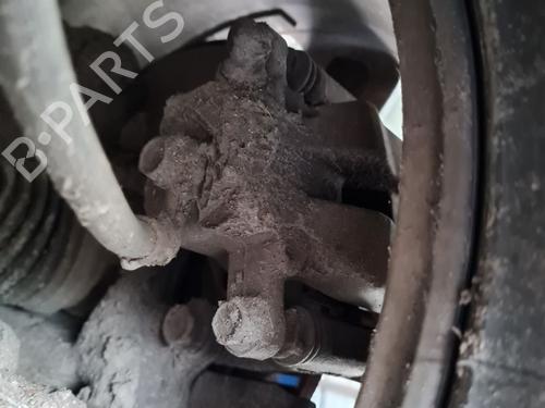 Used Right rear brake caliper Right rear brake caliper TOYOTA RAV 4 III (_A3_) 2.2 D 4WD (ALA30_, ALA30R) (177 hp) 33548369 33548369