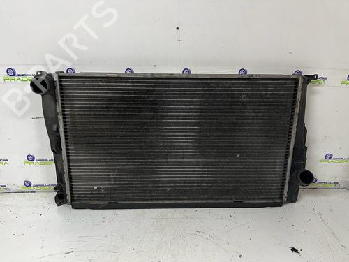 Used Water radiator Water radiator BMW 3 Coupe (E92) 320 d (177 hp) 21660872 21660872