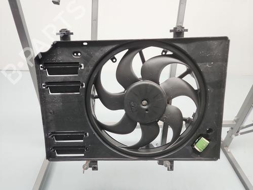 Used Radiator fan Radiator fan 37602482 37602482