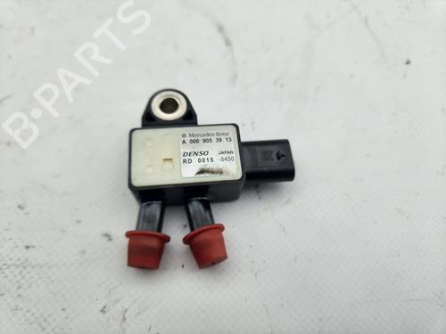 Used Electronic sensor Electronic sensor MERCEDES-BENZ CLA (C118) CLA 200 d 4-matic (118.313) (150 hp) 32528271 32528271