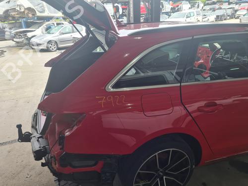 Bagstkærm Højre AUDI A4 B9 Avant (8W5, 8WD) 35 TDI (150 hp) 30754175