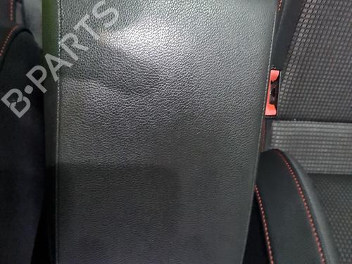 Used Armrest / Center console Armrest / Center console SEAT LEON (5F1) 2.0 TDI (150 hp) 37636174 37636174