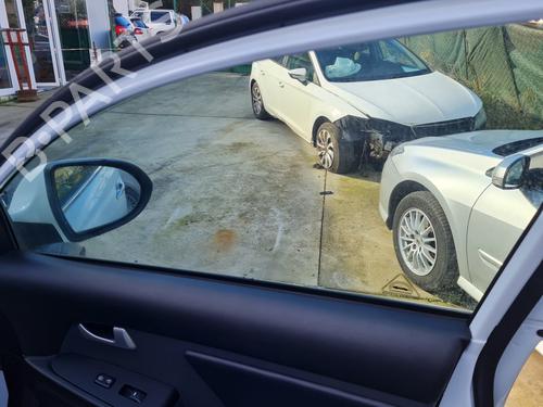 Used Front right window mechanism KIA SPORTAGE III (SL) [2009-2017]  21657178