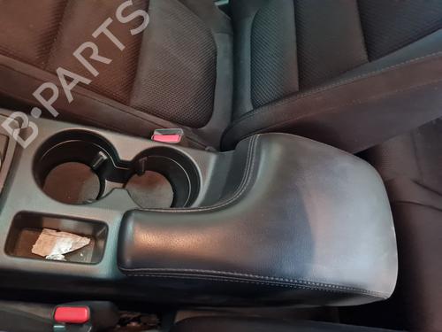 Used Armrest / Center console Armrest / Center console MAZDA CX-5 (KE, GH) [2011-2017] 33215777 33215777