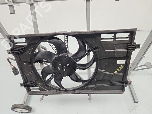 Used Radiator fan Radiator fan SKODA OCTAVIA IV Combi (NX5, PV5) 2.0 TDi (150 hp) 35749984 35749984