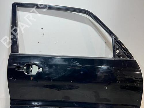 Used Right front door MITSUBISHI PAJERO III (V7_W, V6_W) [1999-2007]  21636774