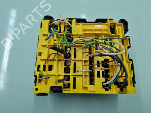 Fuse box PEUGEOT 208 I (CA_, CC_)  | BP21638265E1