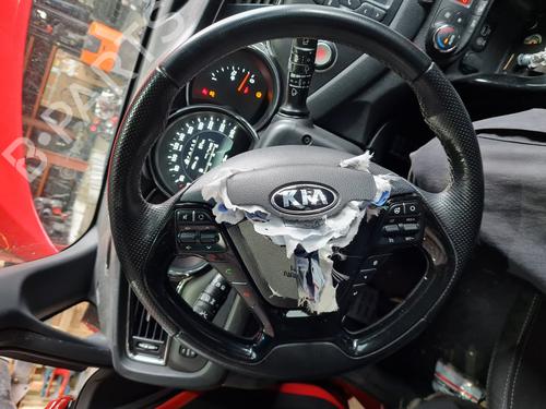 Used Steering wheel KIA CEE'D Sportswagon (JD) 1.6 CRDi 136 (136 hp) 21659246